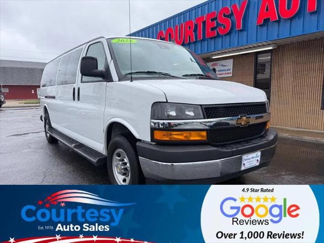 2025 Chevrolet Express Passenger RWD 3500 Extended Wheelbase LT for sale in Chesapeake, VA