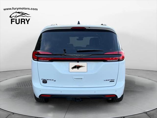2026 Chrysler Pacifica Limited AWD