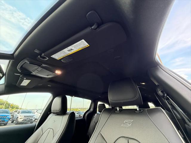2026 Chrysler Pacifica Limited AWD