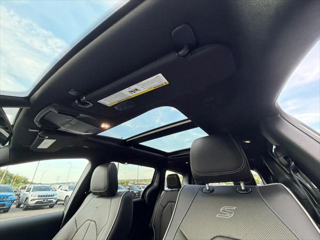2026 Chrysler Pacifica Limited AWD