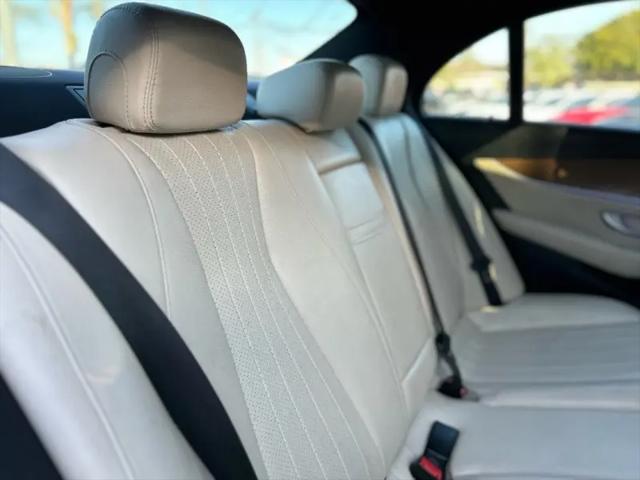2017 Mercedes-Benz E-CLASS E 300 E 300