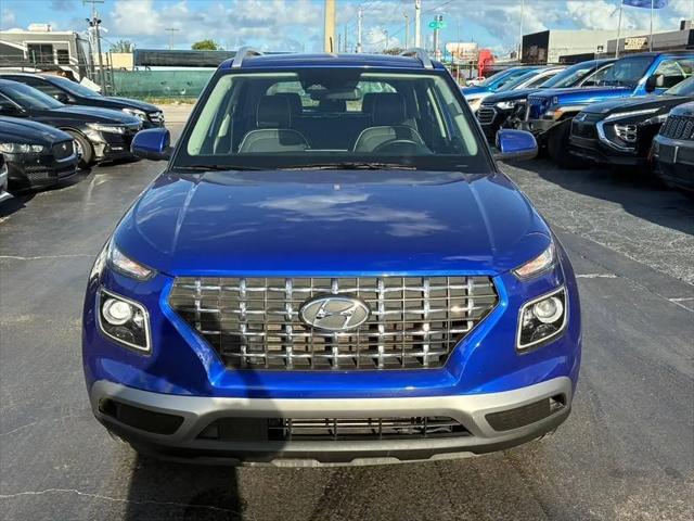 2025 Hyundai Venue Limited for sale in Miami, FL