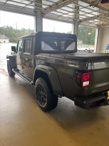 2022 Jeep Gladiator Sport
