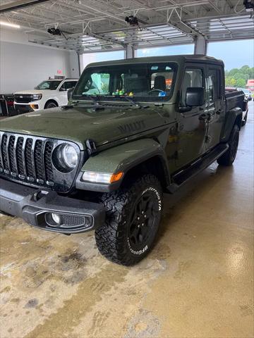 2022 Jeep Gladiator Sport