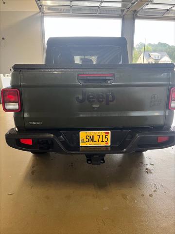 2022 Jeep Gladiator Sport