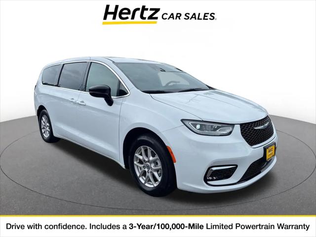 2025 Chrysler Pacifica Select for sale in Burien, WA