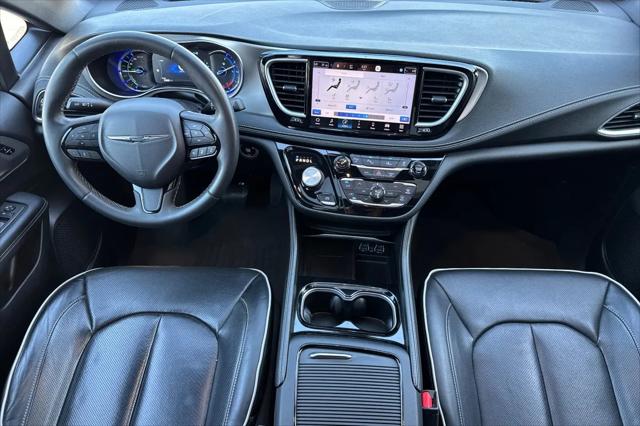 2023 Chrysler Pacifica Hybrid Limited