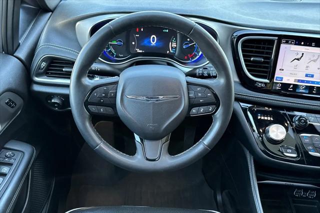 2023 Chrysler Pacifica Hybrid Limited