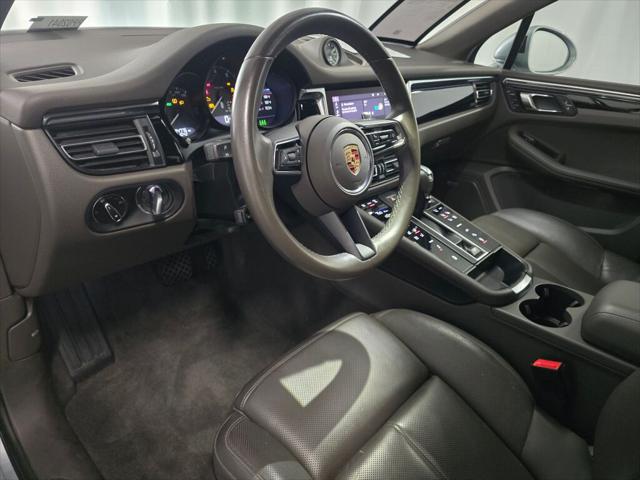 2024 Porsche Macan Unknown
