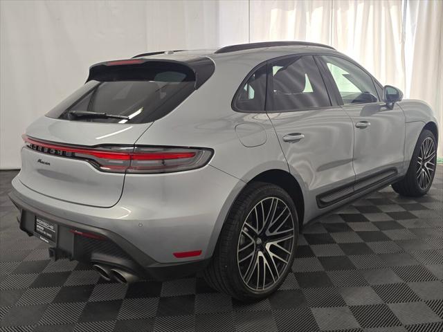 2024 Porsche Macan Unknown