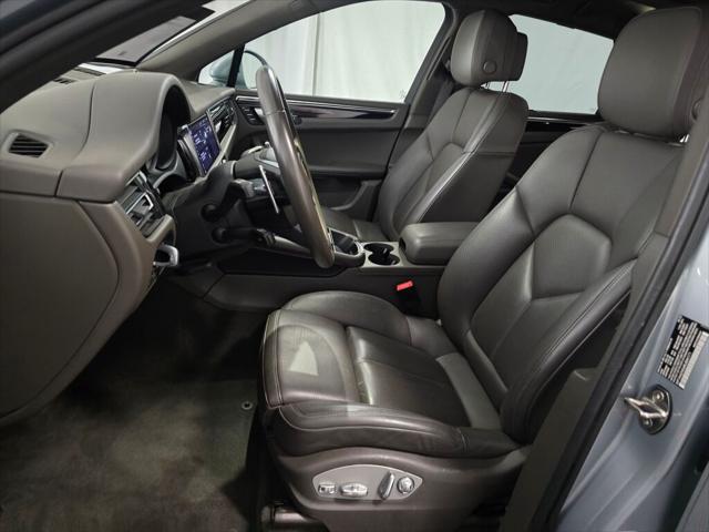 2024 Porsche Macan Unknown
