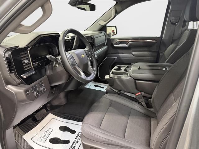 2025 Chevrolet Silverado 1500 4WD Crew Cab Short Bed LT with 2FL