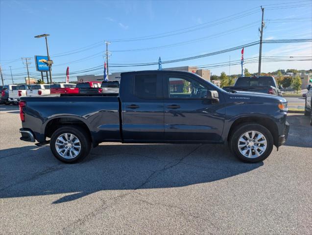 2021 Chevrolet Silverado 1500 4WD Double Cab Standard Bed Custom 2021 Chevrolet Silverado 1500 4WD Double Cab Standard Bed Custom