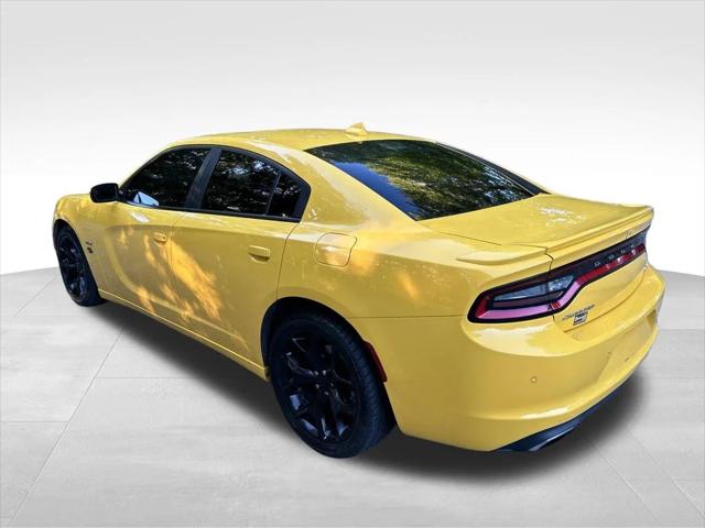 2017 Dodge Charger R/T RWD 2017 Dodge Charger R/T RWD