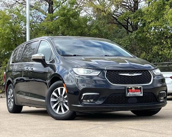 2023 Chrysler Pacifica Hybrid Limited for sale in Richardson, TX