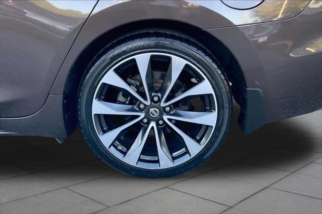 2016 Nissan Maxima 3.5 SR