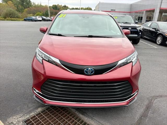 2021 Toyota Sienna XLE