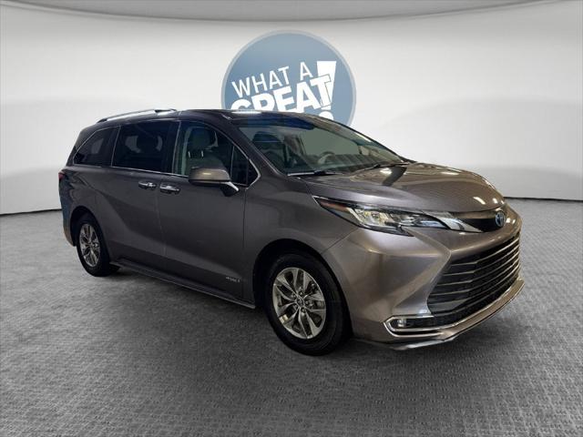 2021 Toyota Sienna XLE 2021 Toyota Sienna XLE
