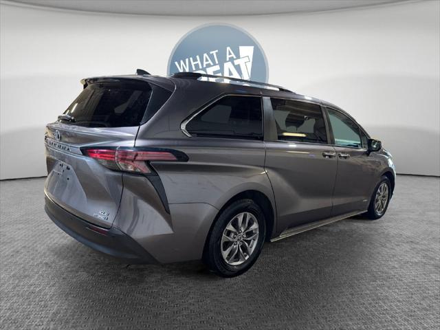 2021 Toyota Sienna XLE 2021 Toyota Sienna XLE