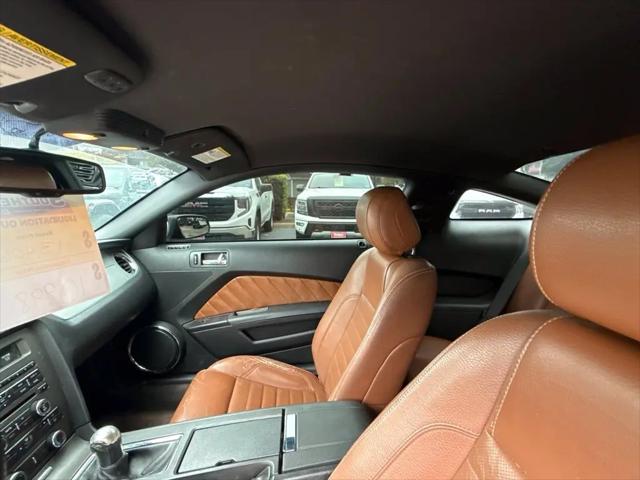 2012 Ford Mustang V6 Premium