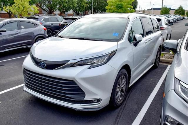 2023 Toyota Sienna XLE for sale in Minneapolis, MN