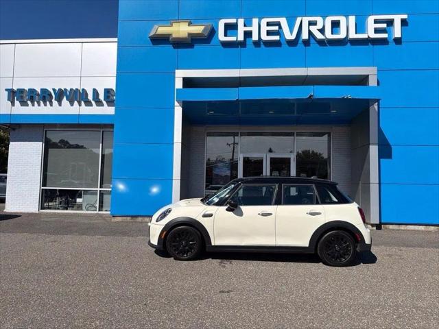 2023 MINI Hardtop Cooper for sale in Terryville, CT