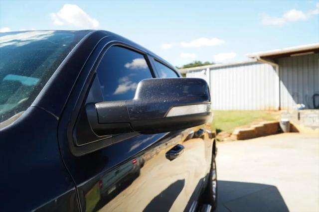 2019 Ram 1500 Big Horn/Lone Star Crew Cab 4x4 57 Box