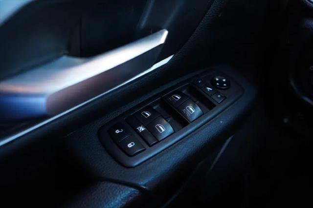 2019 Ram 1500 Big Horn/Lone Star Crew Cab 4x4 57 Box