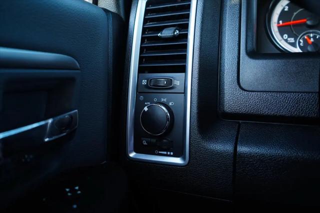 2024 Ram 1500 Classic SLT Quad Cab 4x2 64 Box
