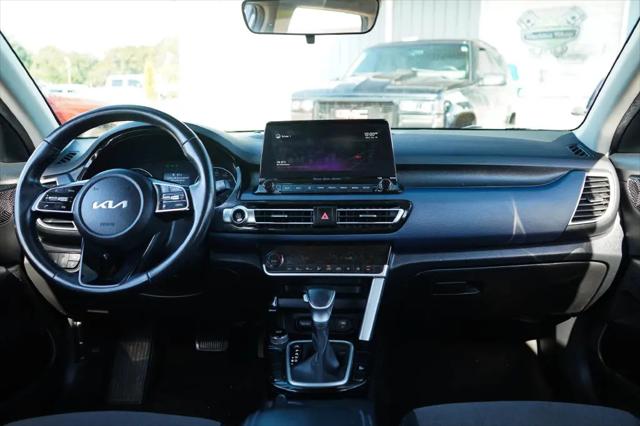 2022 Kia Seltos S