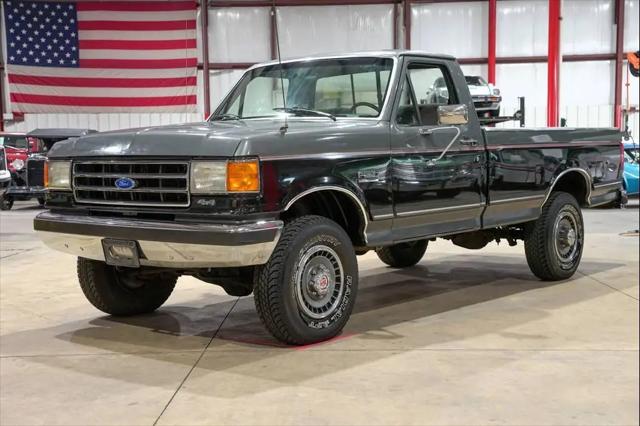 1990 Ford F-250 XLT Lariat for sale in Grand Rapids, MI