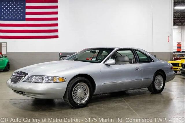 1998 Lincoln Mark VIII Base for sale in Grand Rapids, MI