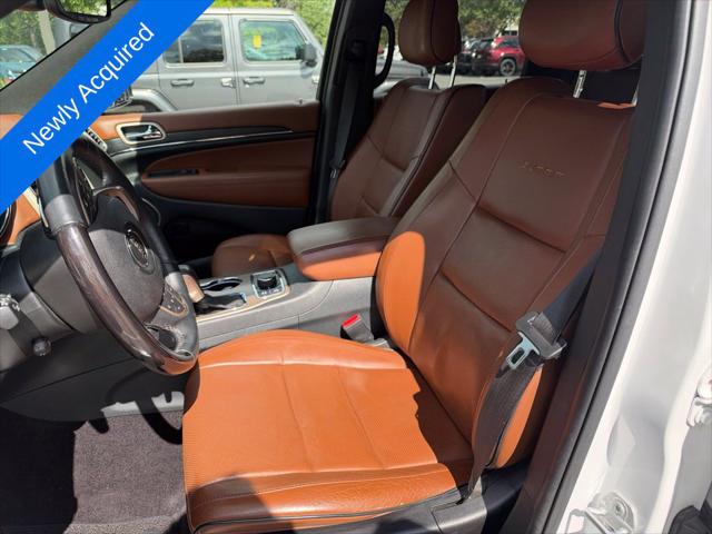 2017 Jeep Grand Cherokee Summit 4x4 2017 Jeep Grand Cherokee Summit 4x4