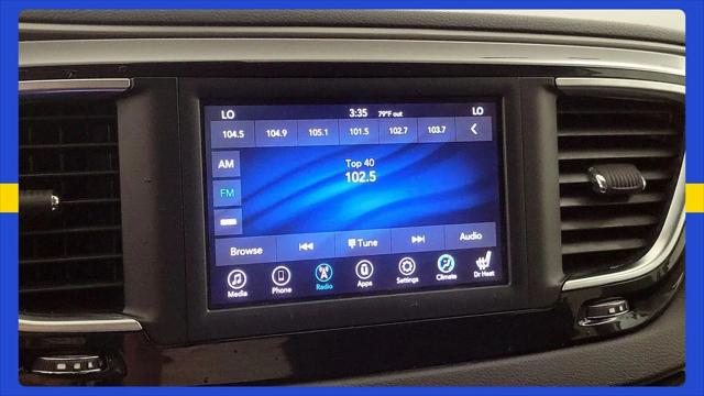 2020 Chrysler Pacifica Touring L
