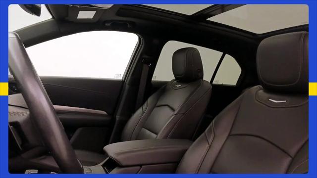 2024 Cadillac XT4 FWD Premium Luxury