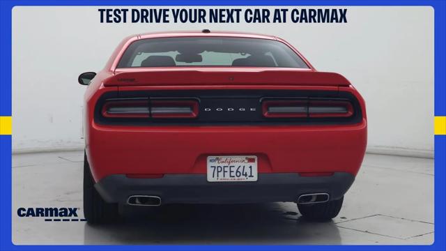 2015 Dodge Challenger SXT