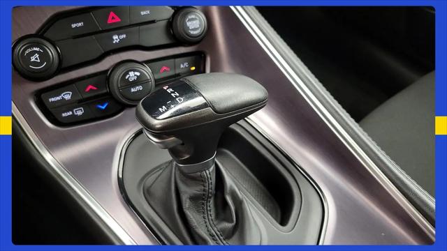 2015 Dodge Challenger SXT