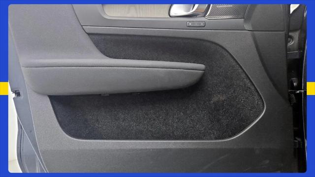 2022 Volvo XC40 T4 Inscription