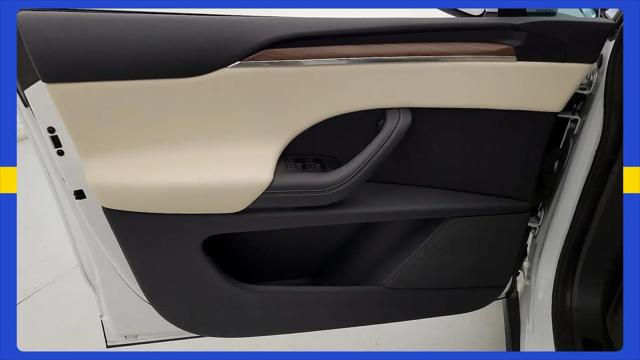 2023 Tesla Model X Standard Range