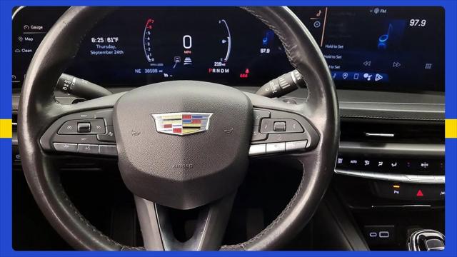 2024 Cadillac XT4 FWD Premium Luxury