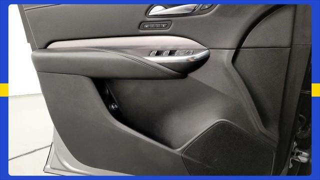 2024 Cadillac XT4 FWD Premium Luxury