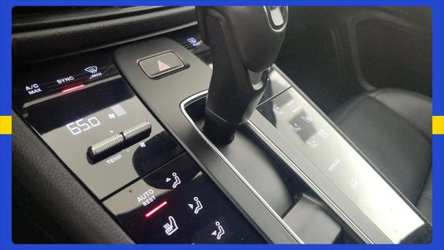 2022 Porsche Macan Macan