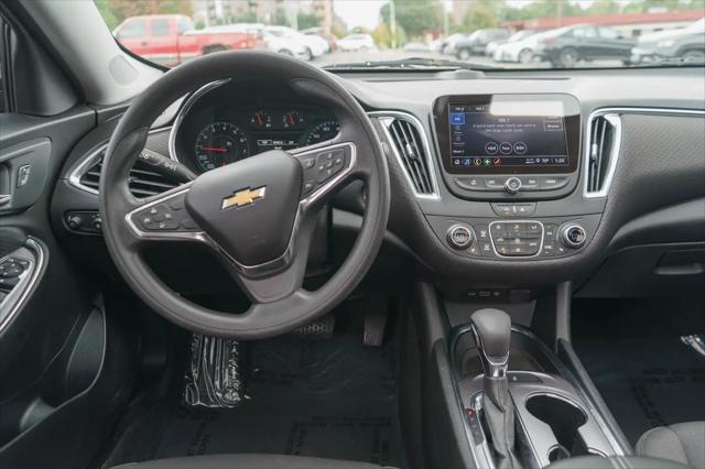 2021 Chevrolet Malibu FWD LT