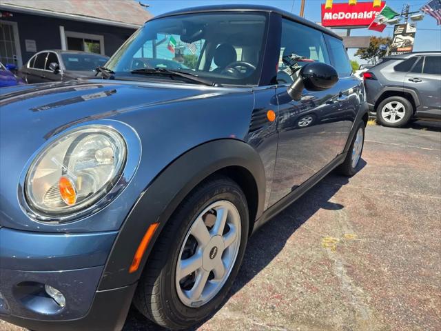 2010 MINI Cooper Cooper