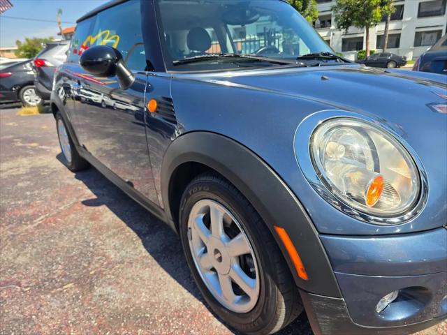 2010 MINI Cooper Cooper