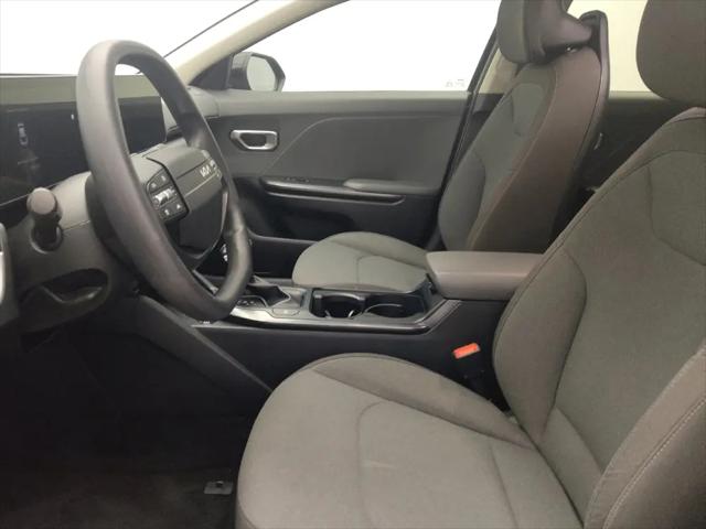 2025 Kia K4 LX