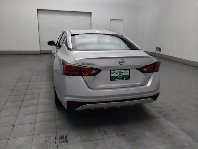 2025 Nissan Altima SV FWD