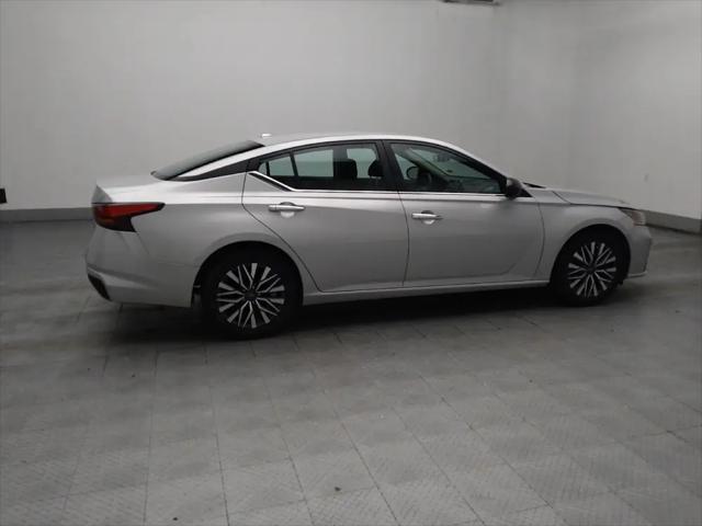 2025 Nissan Altima SV FWD