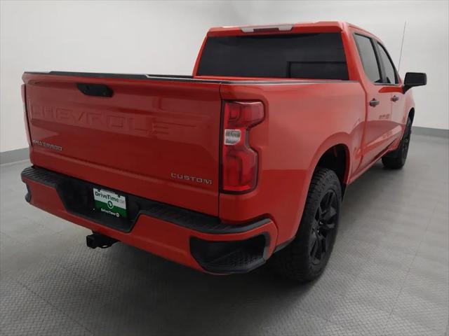 2021 Chevrolet Silverado 1500 2WD Crew Cab Short Bed Custom