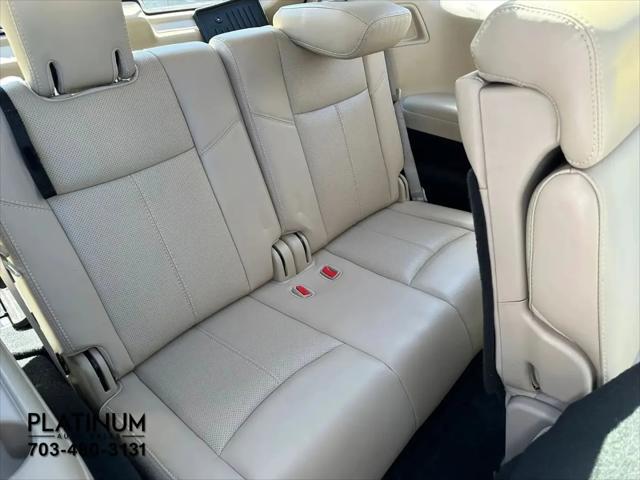 2020 Nissan Pathfinder Platinum 2WD